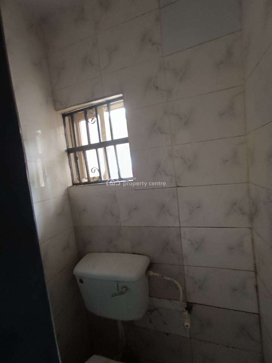 a Standard Self Contain, Before Novare Shoprite Ajah, Lekki Phase 2, Lekki, Lagos, Self Contain (single Rooms) for Rent