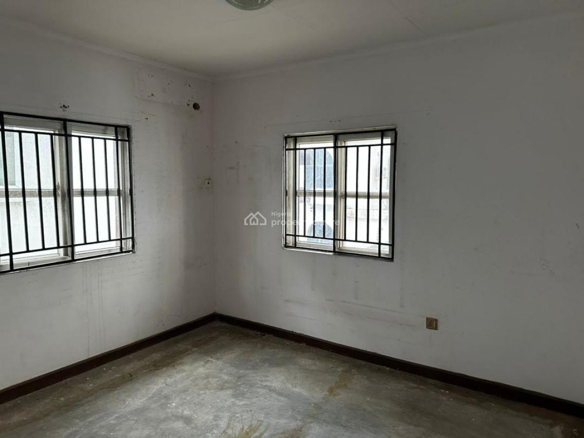 2 Bedroom Apartment (comfortable), 6a, Iweanya Ugbogoh Crescent, Lekki Phase 1, Lekki, Lagos, Mini Flat (room and Parlour) for Rent