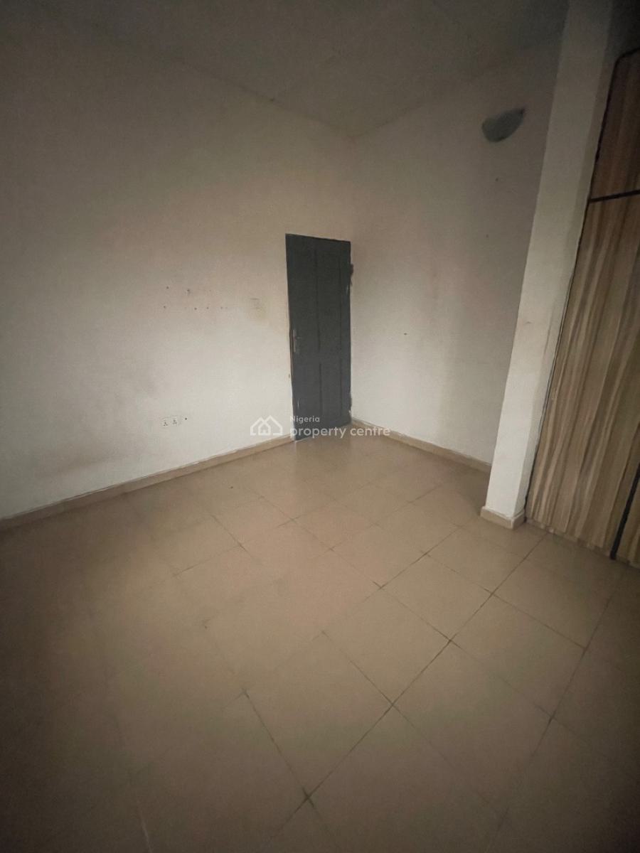Beautiful Spacious Miniflat with Balcony Upstairs, Ado Road, Ado, Ajah, Lagos, Mini Flat (room and Parlour) for Rent