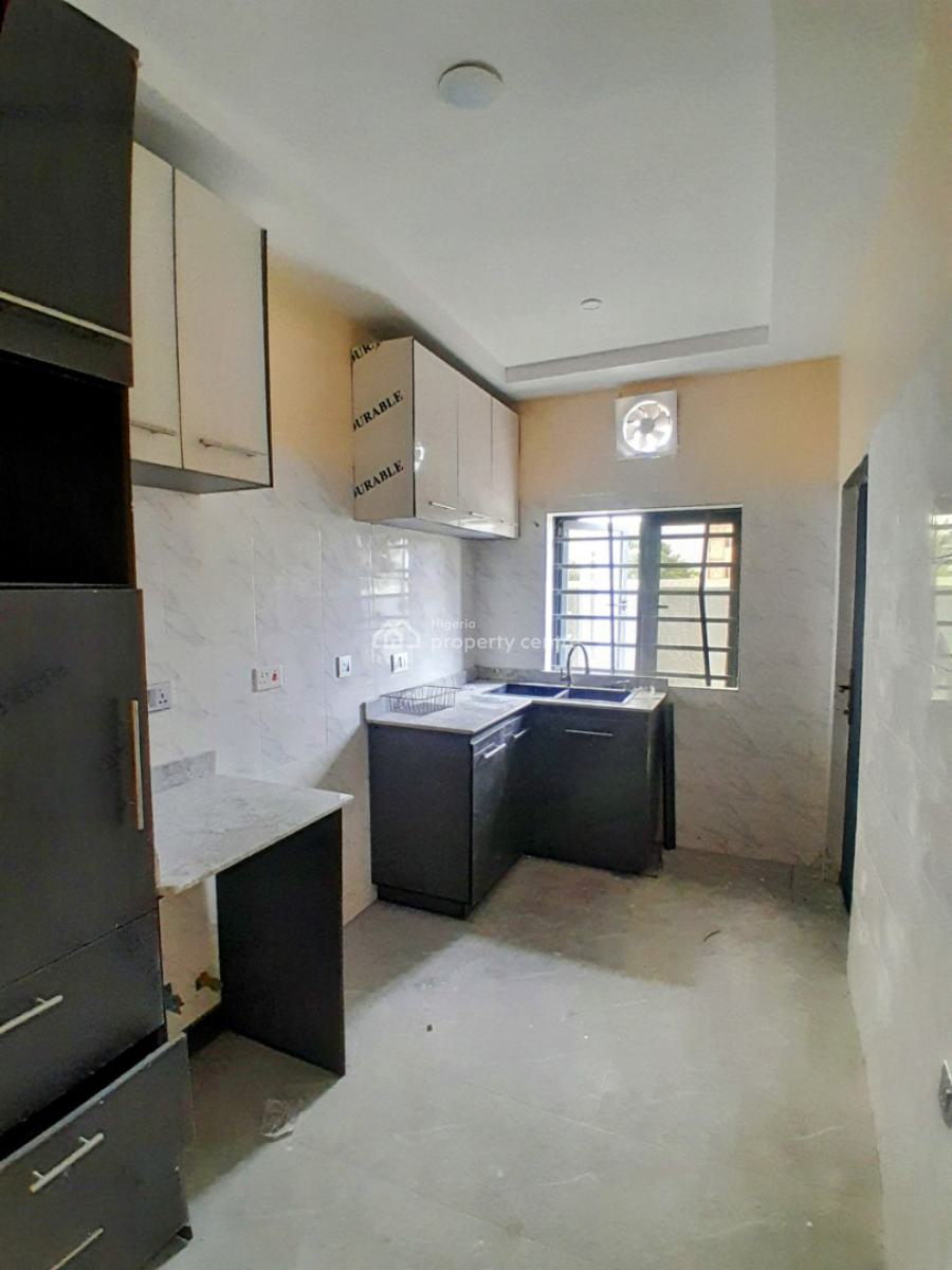 Two Bedrooms with Guest Toilet, Cancellor, Awoyaya, Ibeju Lekki, Lagos, Flat / Apartment for Rent