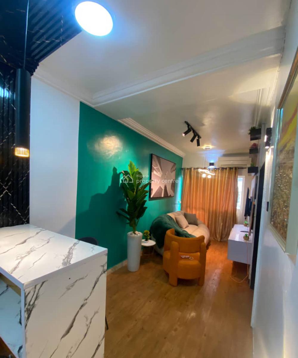 Tastifully Furnished 1bedroom Apartment in a Secured Estate, Ikate, Lekki, Lagos, Mini Flat (room and Parlour) Short Let