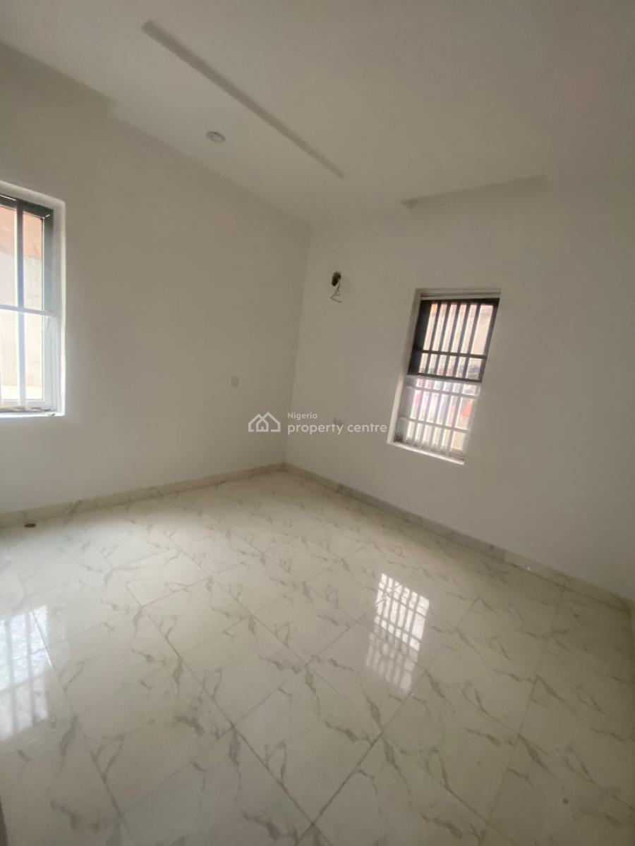 Relatively New 2-bedroom Flat, Off Bode Thomas Surulere, Bode Thomas, Surulere, Lagos, House for Rent