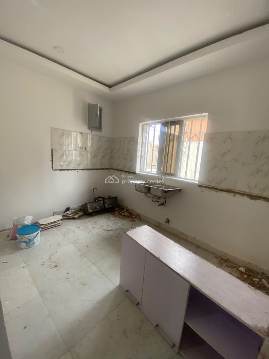 Relatively New 2-bedroom Flat, Off Bode Thomas Surulere, Bode Thomas, Surulere, Lagos, House for Rent