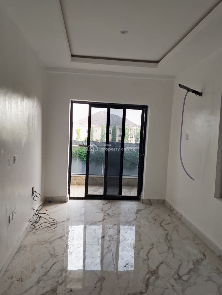 5 Bedroom Detached Duplex with a Bq, Gilmore, Jahi, Abuja, Detached Duplex for Sale