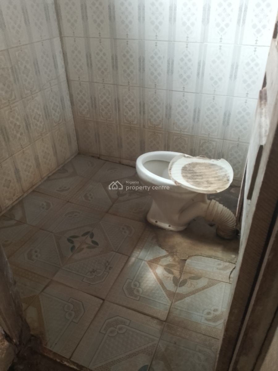 Single Room/ Face Me and Face You, Morekete Off Bayeku Road, Igbogbo, Ikorodu, Lagos, Self Contain (single Rooms) for Rent