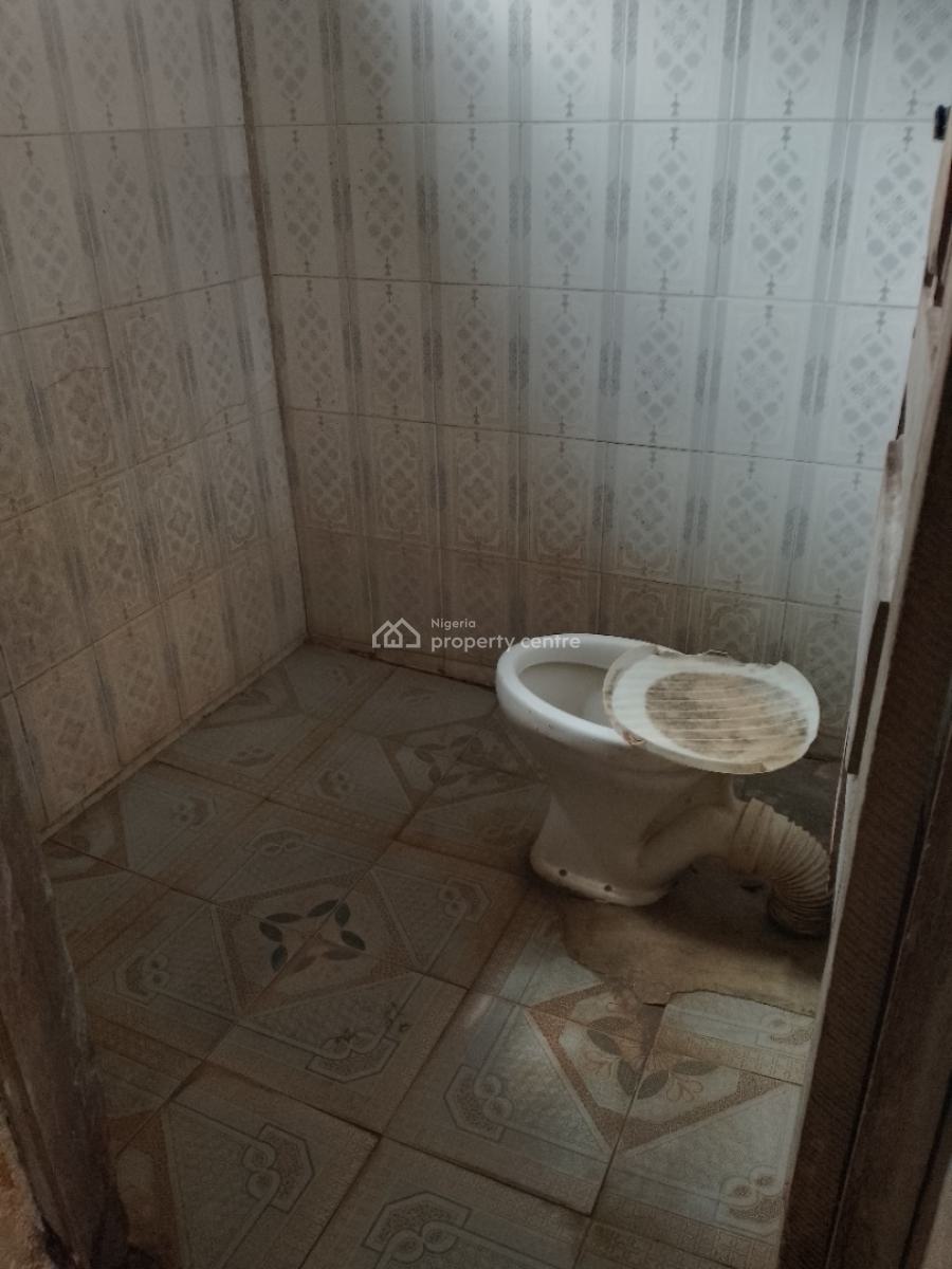 Single Room/ Face Me and Face You, Morekete Off Bayeku Road, Igbogbo, Ikorodu, Lagos, Self Contain (single Rooms) for Rent