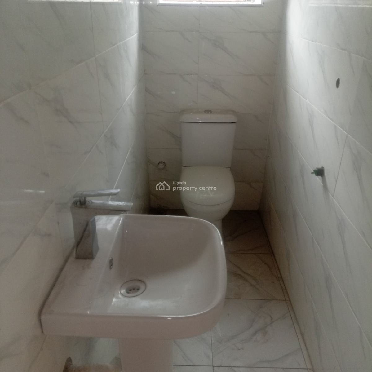 Nice and Spacious 3bedroom Flat in Surulere, Off Kilo Bus Stop Surulere Lagos, Kilo, Surulere, Lagos, Flat / Apartment for Rent