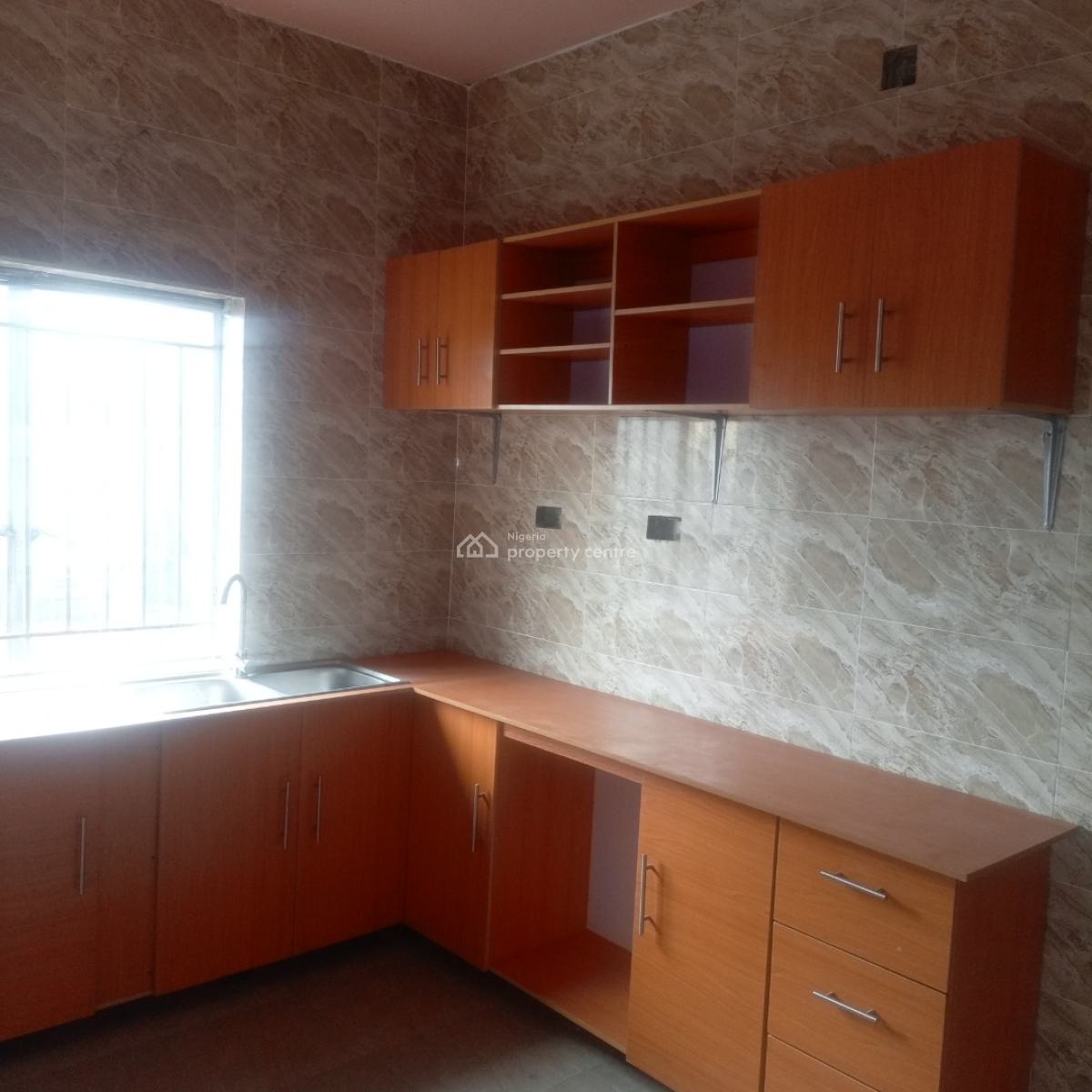 Nice and Spacious 3bedroom Flat in Surulere, Off Kilo Bus Stop Surulere Lagos, Kilo, Surulere, Lagos, Flat / Apartment for Rent
