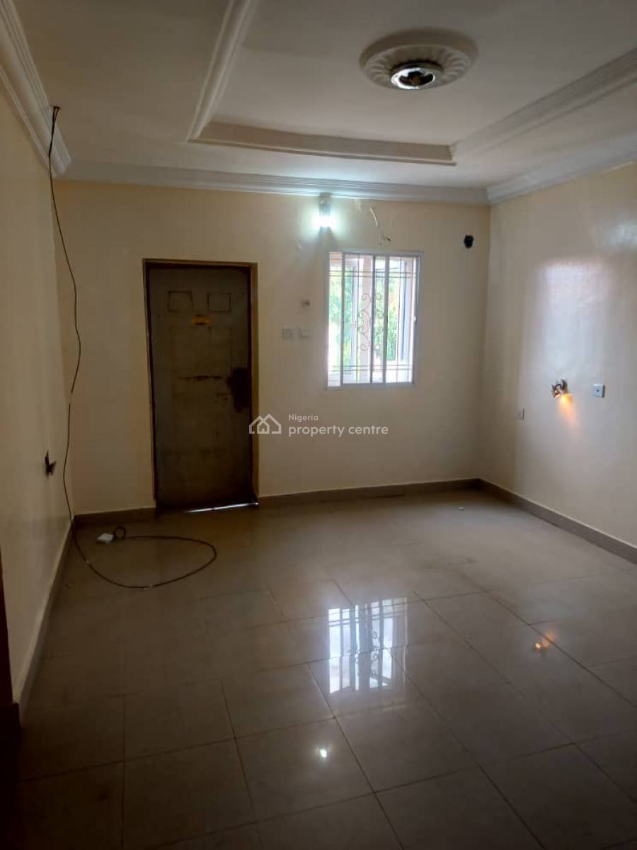 Serviced 3 Bedroom Terrace Duplex + Bq, Swimming Pool, Lekki Phase 1, Lekki, Lagos, Terraced Duplex for Rent