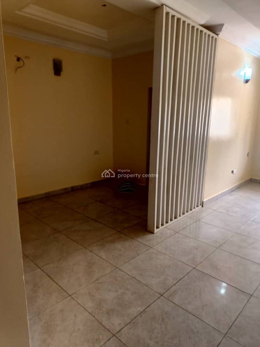 Serviced 3 Bedroom Terrace Duplex + Bq, Swimming Pool, Lekki Phase 1, Lekki, Lagos, Terraced Duplex for Rent