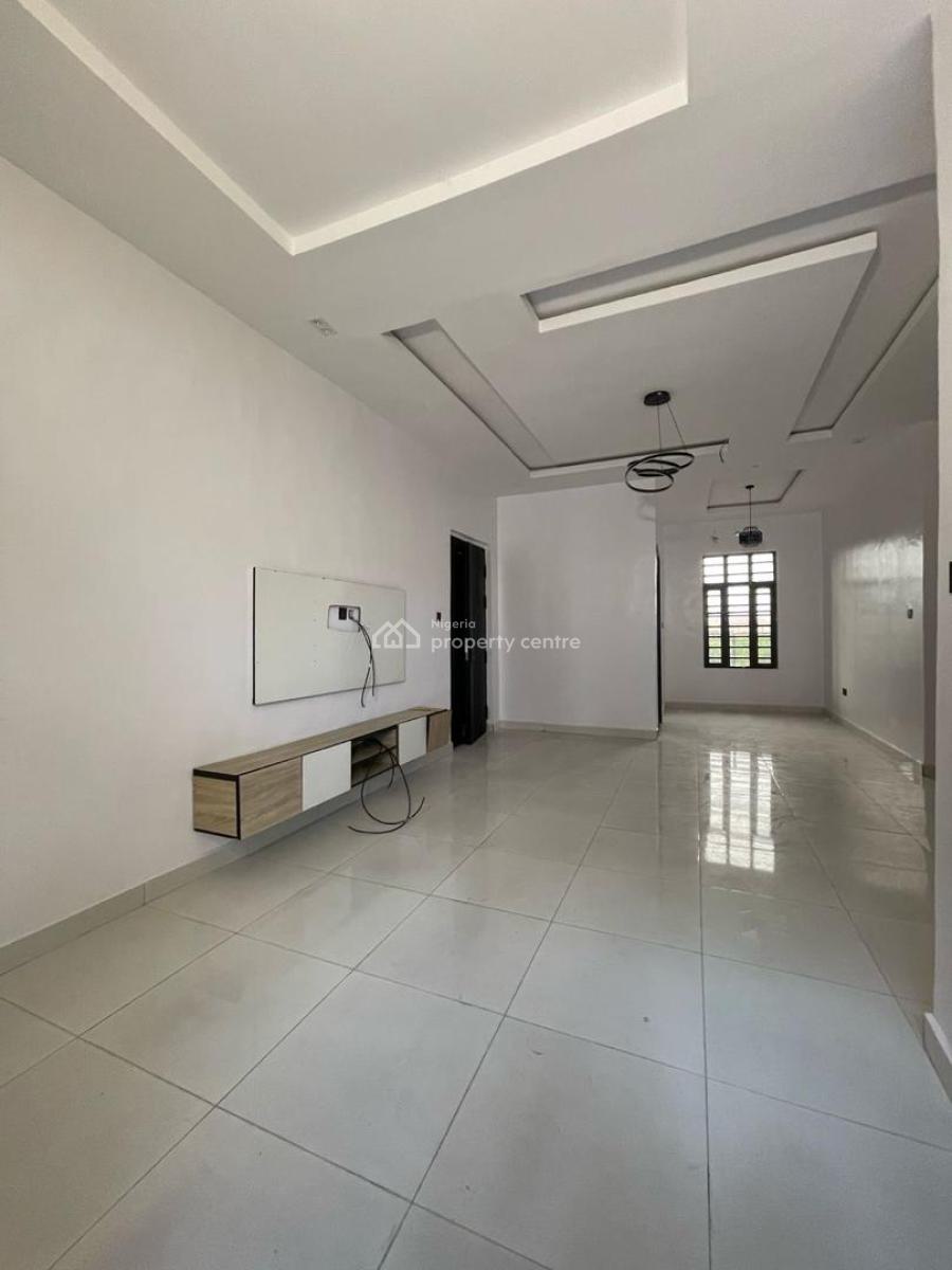 Luxurious 2 Bedroom Apartment with Gym, Ajah, Lagos, Flat / Apartment for Sale