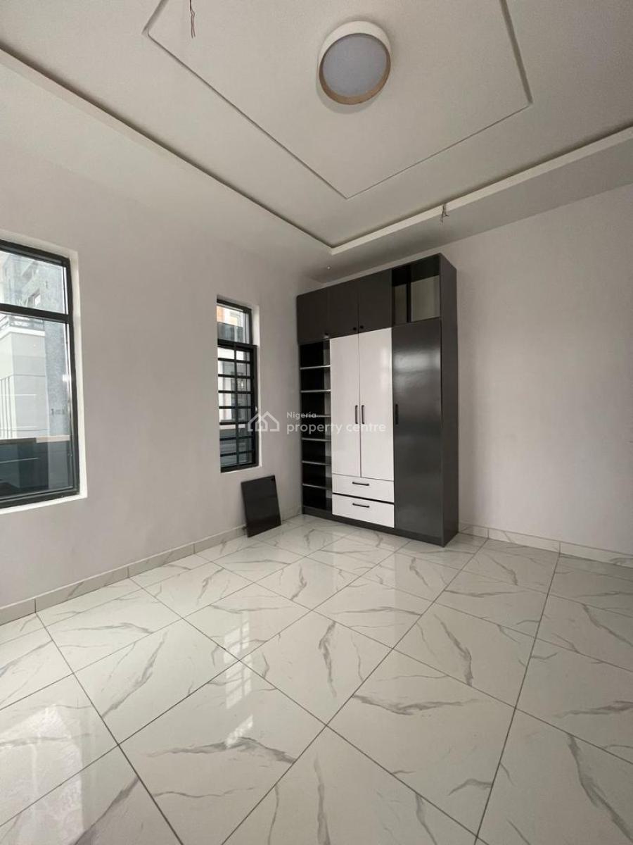 Luxurious 2 Bedroom Apartment with Gym, Ajah, Lagos, Flat / Apartment for Sale