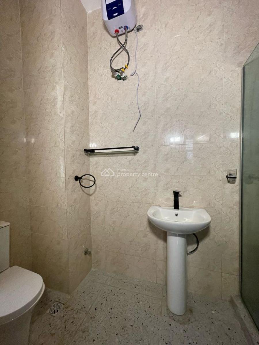 Luxurious 2 Bedroom Apartment with Gym, Ajah, Lagos, Flat / Apartment for Sale