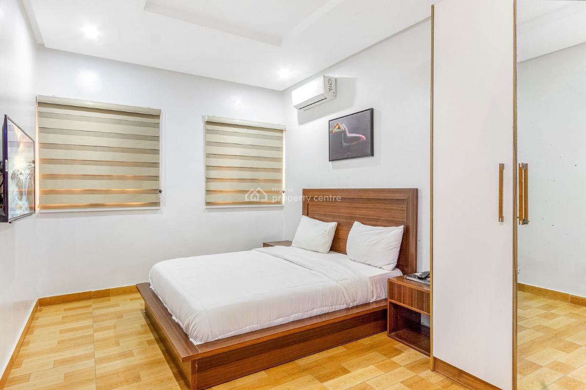 Furnished Miniflat, Lekki Phase 1, Lekki, Lagos, Mini Flat (room and Parlour) for Rent