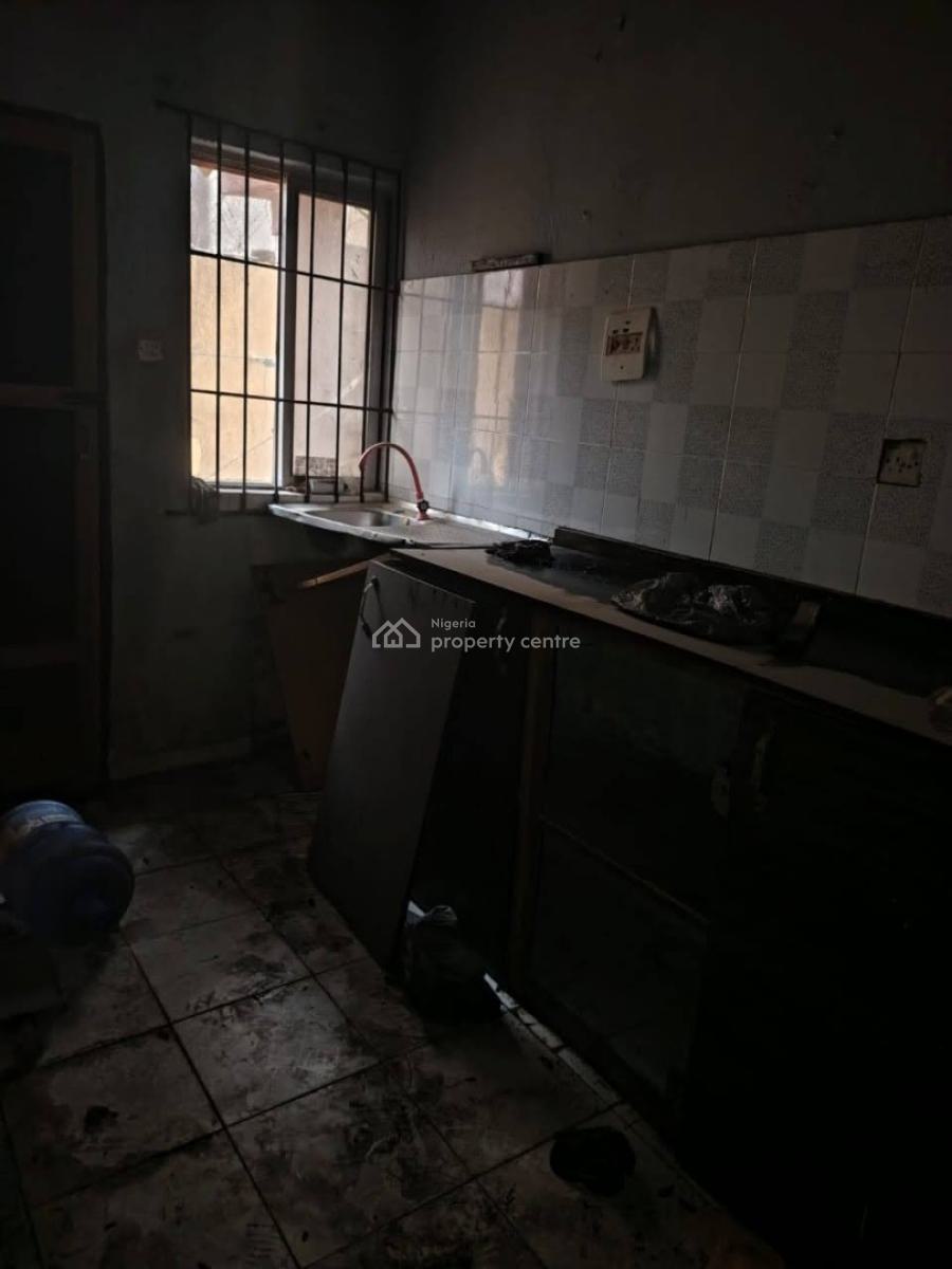 3 Bedroom Groundfloor Flat with Separate Pre Paid Meter, Estate, Omole Phase 1, Ikeja, Lagos, Flat / Apartment for Rent