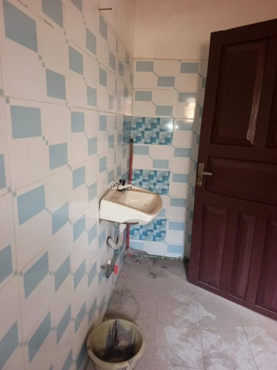 3 Bedroom Groundfloor Flat with Separate Pre Paid Meter, Estate, Omole Phase 1, Ikeja, Lagos, Flat / Apartment for Rent