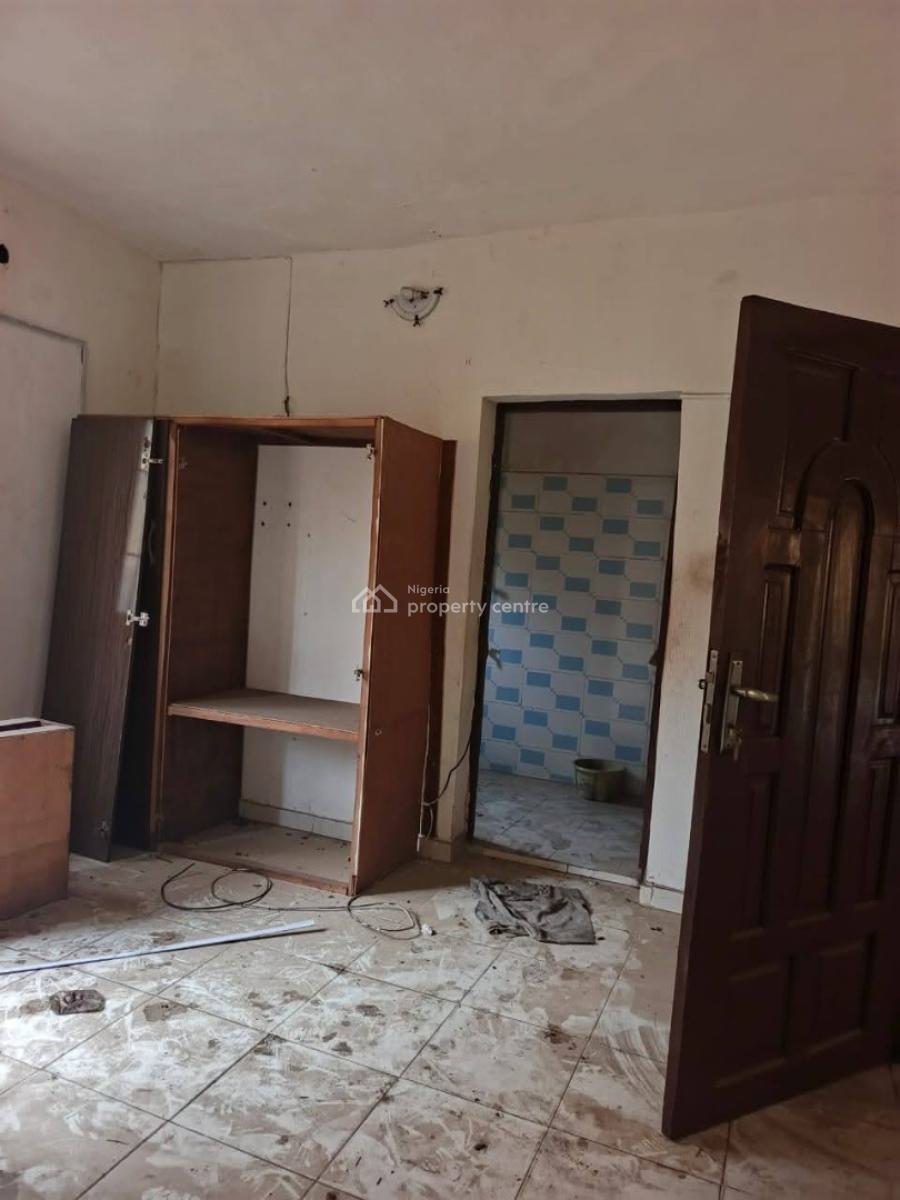 3 Bedroom Groundfloor Flat with Separate Pre Paid Meter, Estate, Omole Phase 1, Ikeja, Lagos, Flat / Apartment for Rent