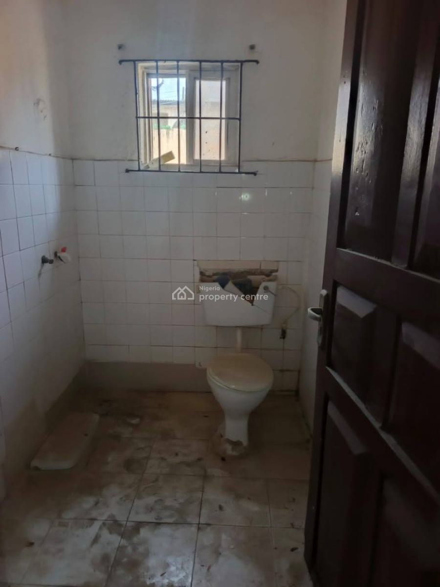 3 Bedroom Groundfloor Flat with Separate Pre Paid Meter, Estate, Omole Phase 1, Ikeja, Lagos, Flat / Apartment for Rent