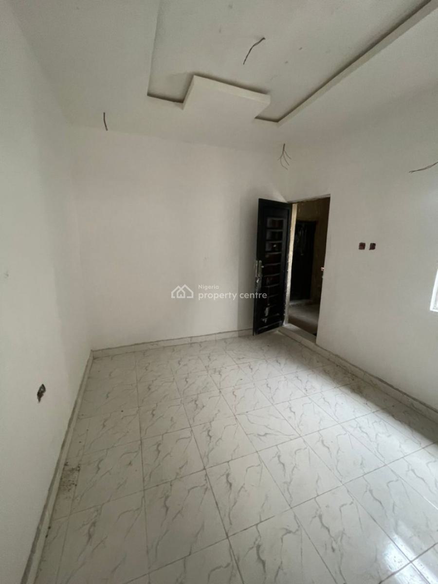 Newly Built Standard and Spacious Mini Flat, Ebute Metta, Yaba, Lagos, Mini Flat (room and Parlour) for Rent