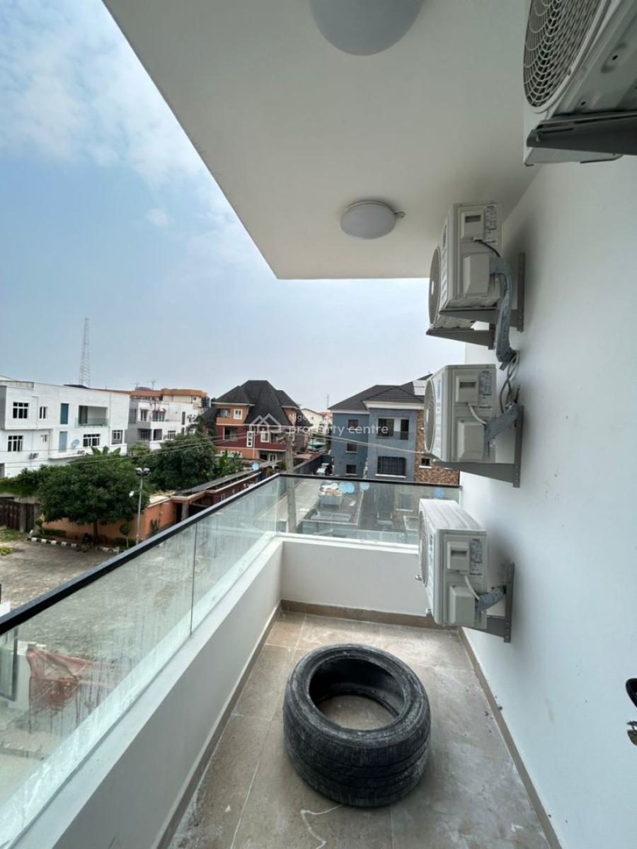 Serviced 4bedroom Flat with Swimming Pool in a Secured Estate, Ikoyi, Lagos, Flat / Apartment for Rent