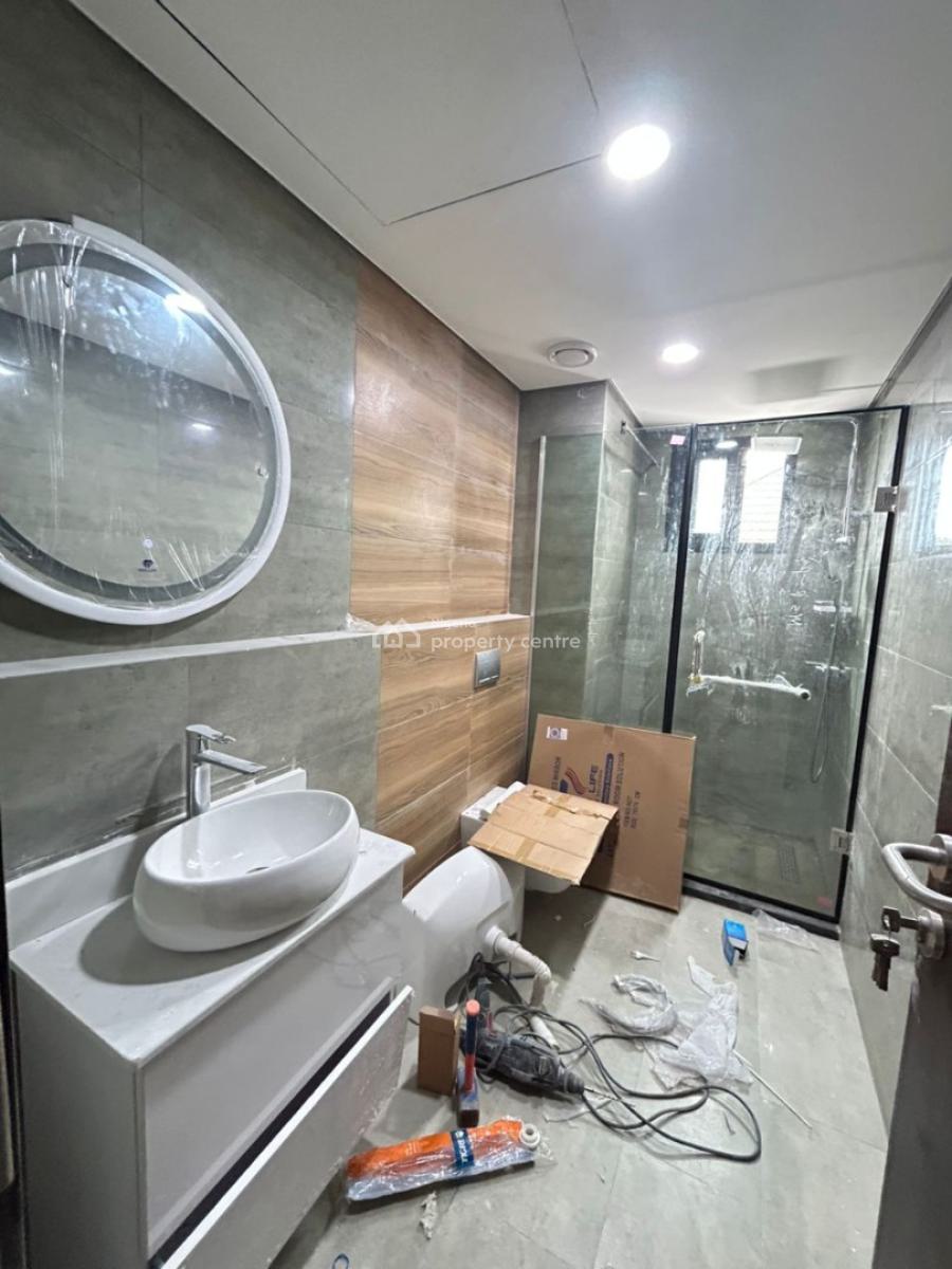 Serviced 4bedroom Flat with Swimming Pool in a Secured Estate, Ikoyi, Lagos, Flat / Apartment for Rent
