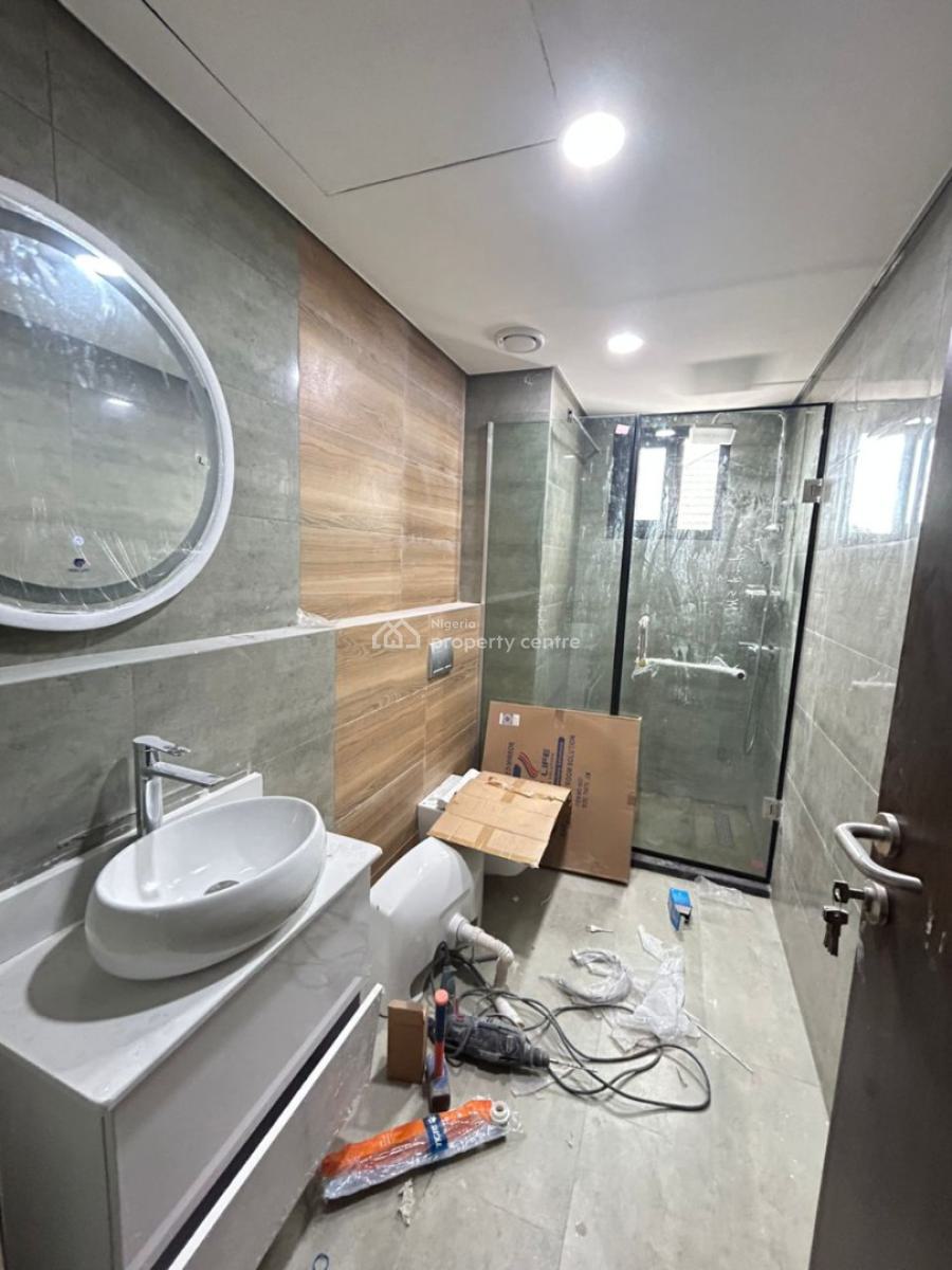 Serviced 4bedroom Flat with Swimming Pool in a Secured Estate, Ikoyi, Lagos, Flat / Apartment for Rent