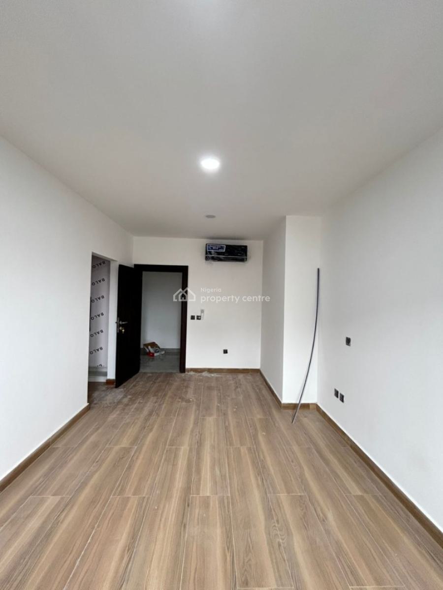 Serviced 4bedroom Flat with Swimming Pool in a Secured Estate, Ikoyi, Lagos, Flat / Apartment for Rent