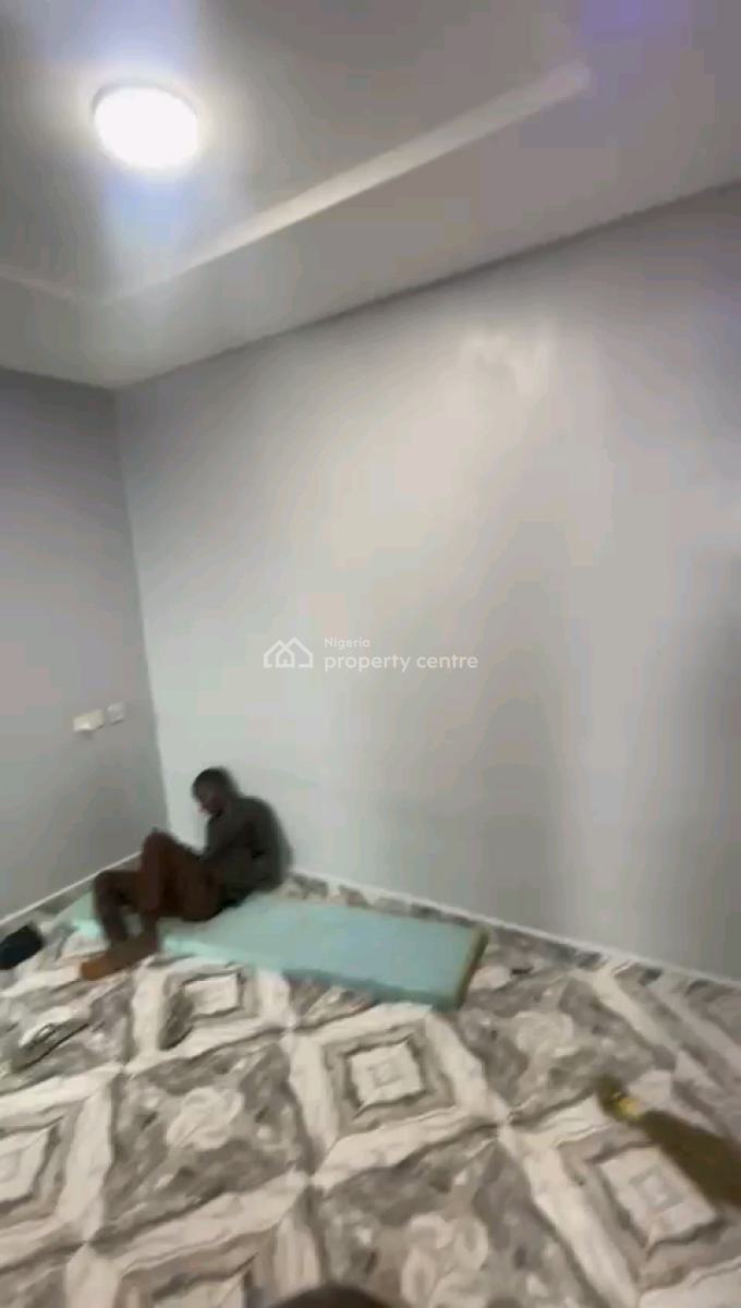 Standard and Executive Mini Flat, Makoko, Yaba, Lagos, Mini Flat (room and Parlour) for Rent