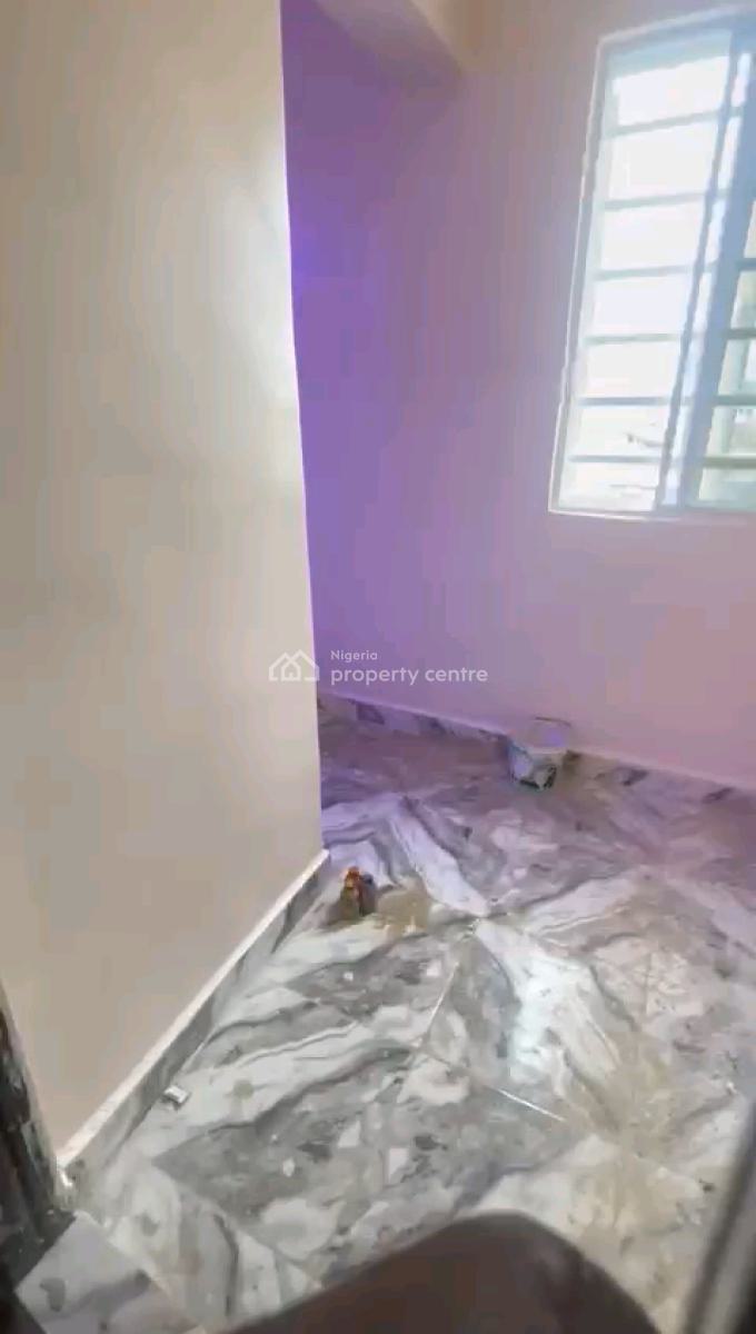 Standard and Executive Mini Flat, Makoko, Yaba, Lagos, Mini Flat (room and Parlour) for Rent
