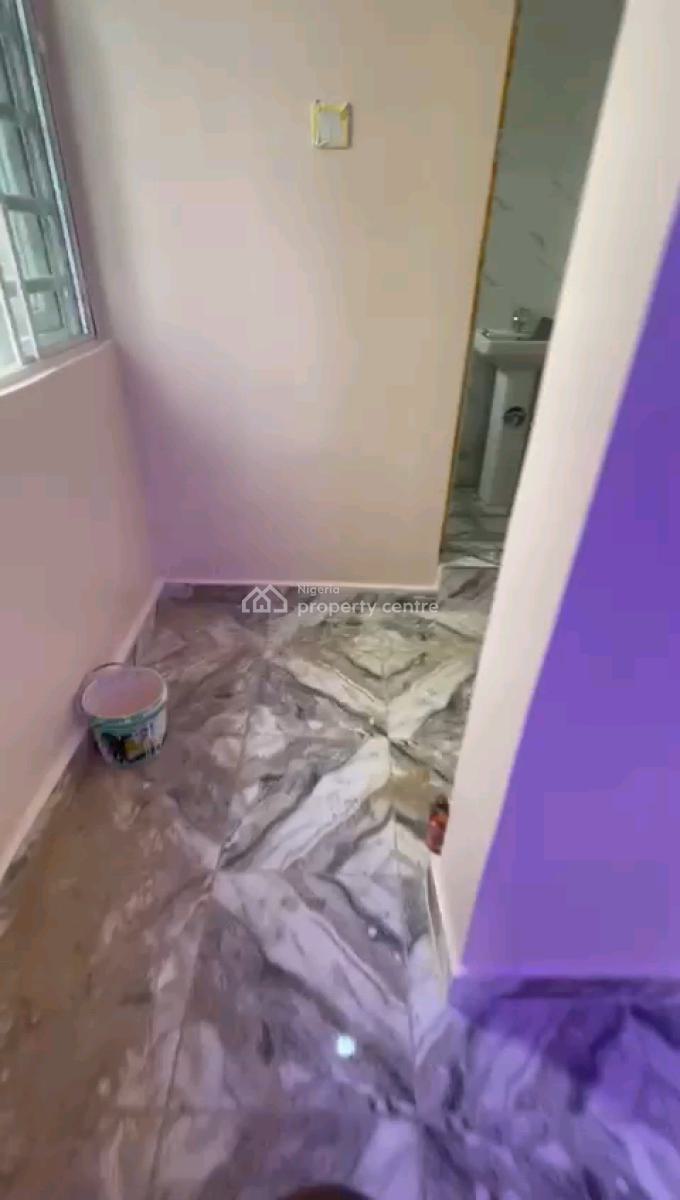 Standard and Executive Mini Flat, Makoko, Yaba, Lagos, Mini Flat (room and Parlour) for Rent