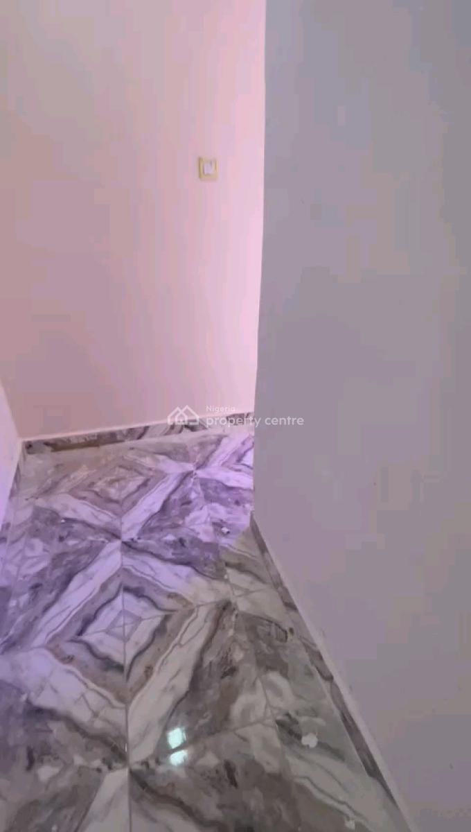 Standard and Executive Mini Flat, Makoko, Yaba, Lagos, Mini Flat (room and Parlour) for Rent