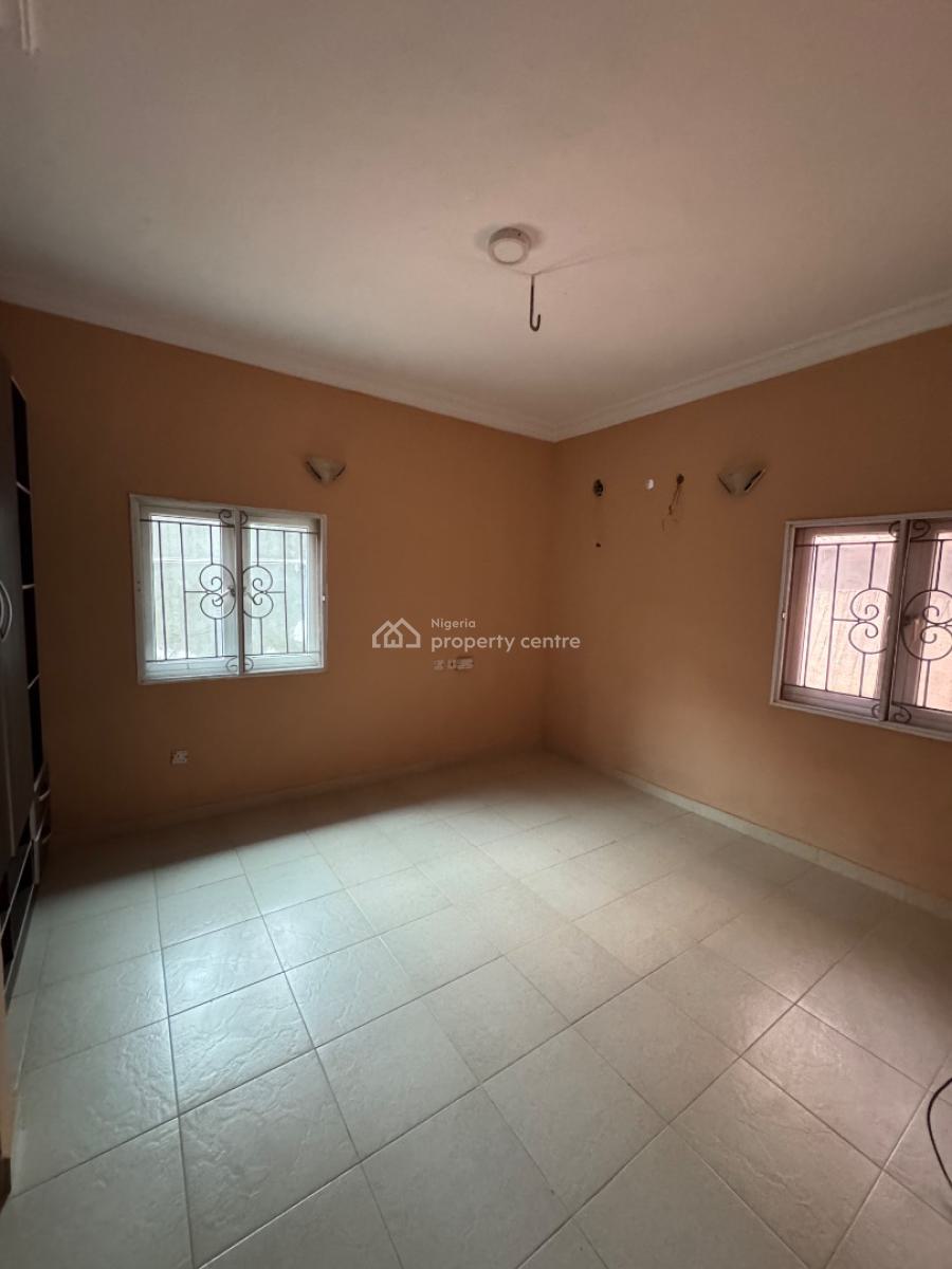 Spacious 3 Bedroom Apartment, Chevron, Lekki Expressway, Lekki, Lagos, Flat / Apartment for Rent