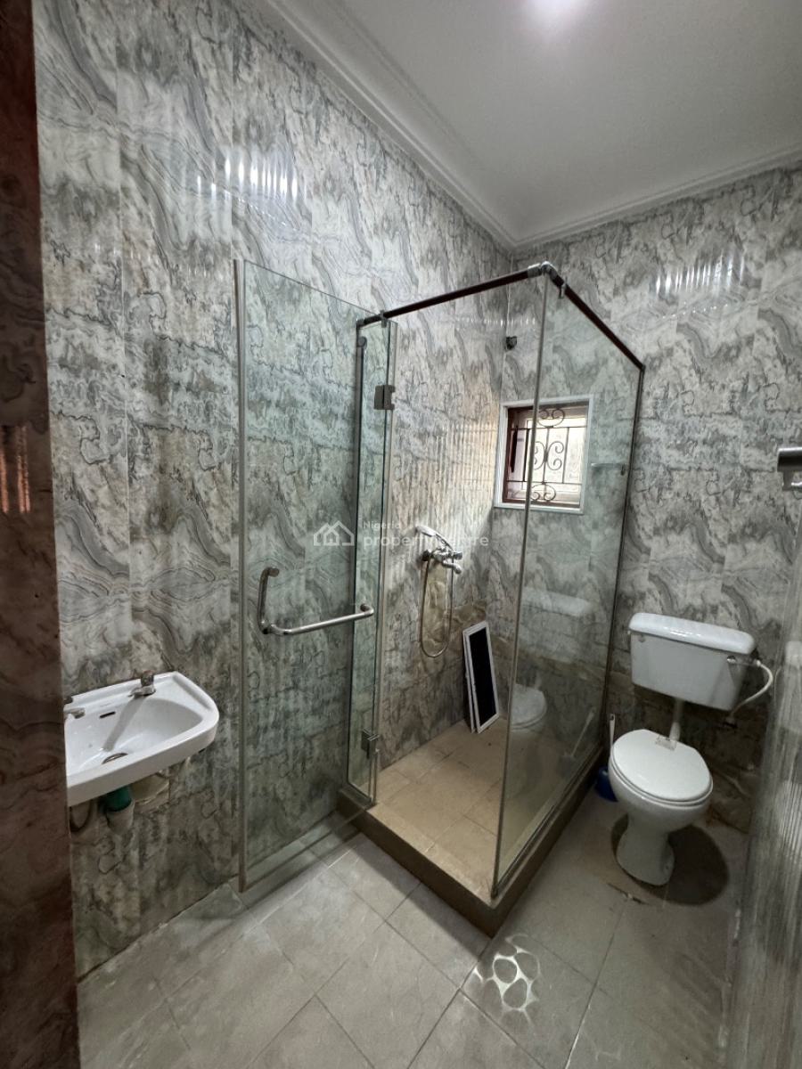 Spacious 3 Bedroom Apartment, Chevron, Lekki Expressway, Lekki, Lagos, Flat / Apartment for Rent