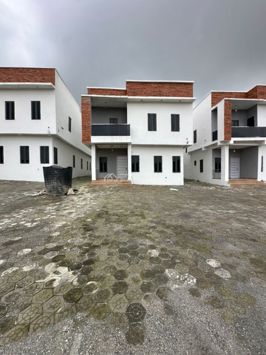 Beautifully Built 4 Bedroom Detached Duplex with 1 Room Bq, Guzape Hills, Guzape District, Abuja, House for Sale