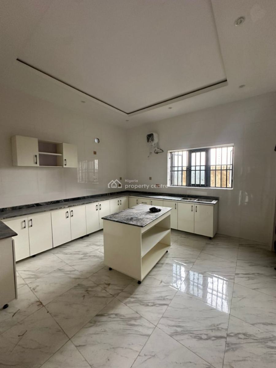 Beautifully Built 4 Bedroom Detached Duplex with 1 Room Bq, Guzape Hills, Guzape District, Abuja, House for Sale