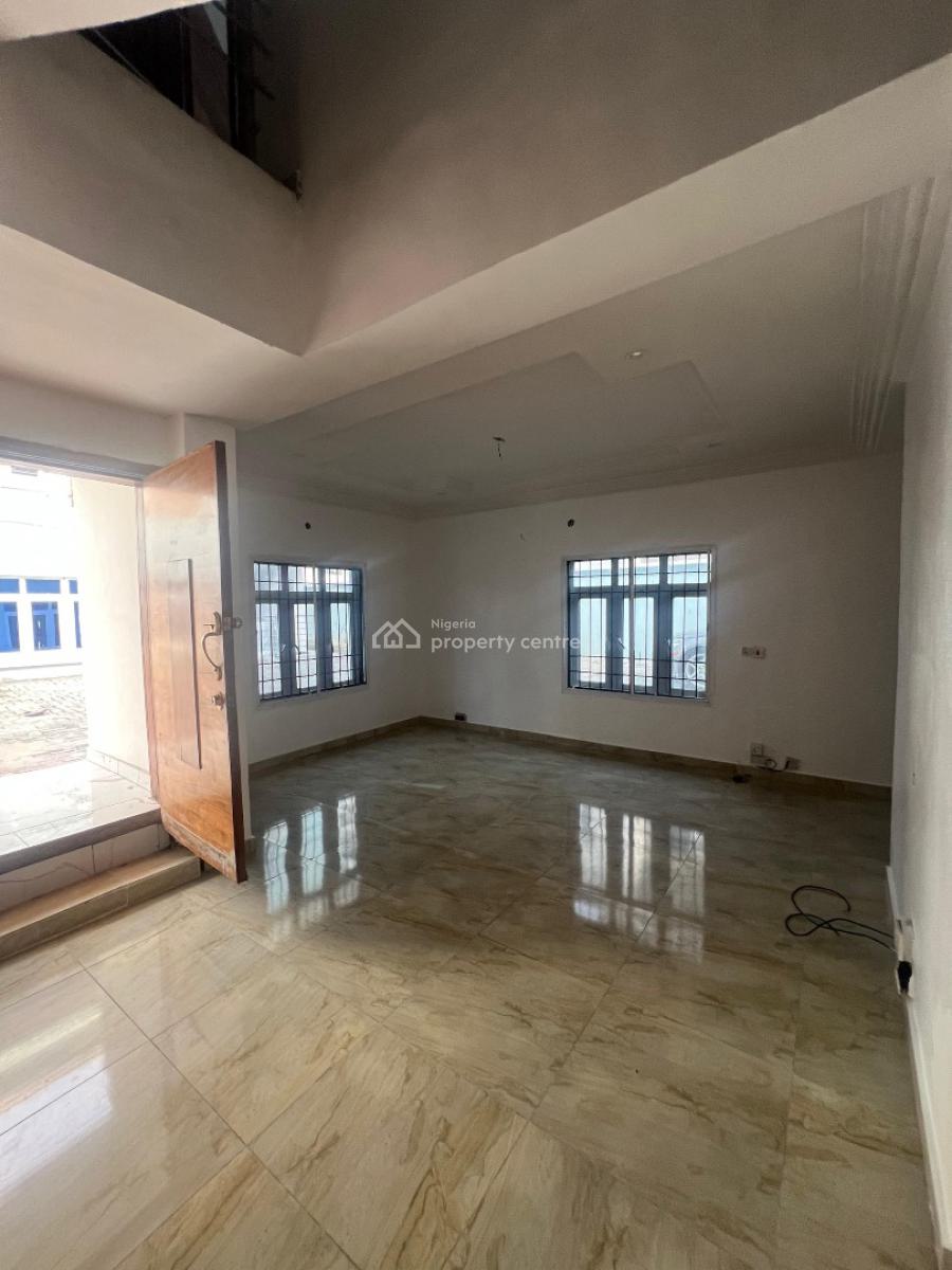 3 Bedroom, Inside Estate Off Freedom Way, Lekki Phase 1, Lekki, Lagos, Flat / Apartment for Rent