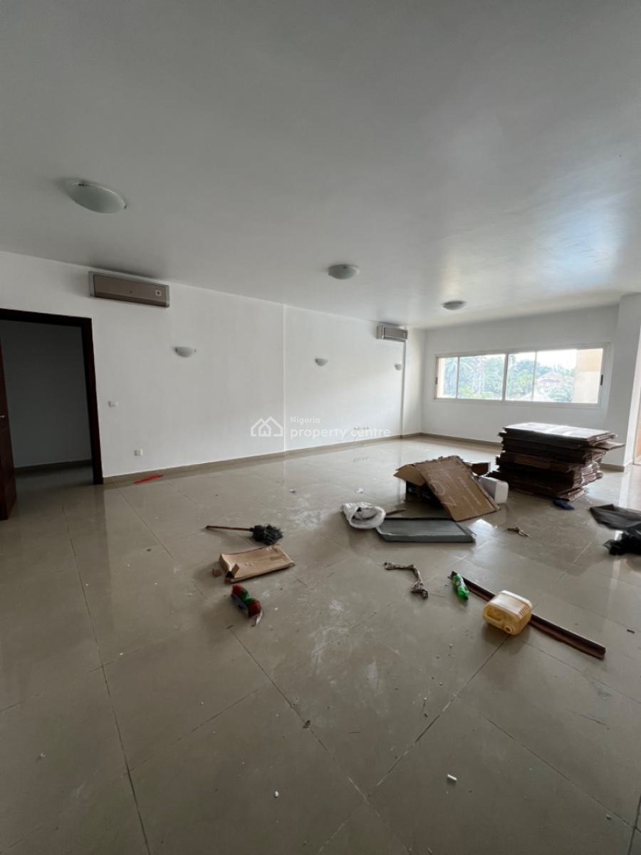 Lovely Spacious 3 Bedroom Apartment with Bq, Ikoyi, Lagos, Flat / Apartment for Rent