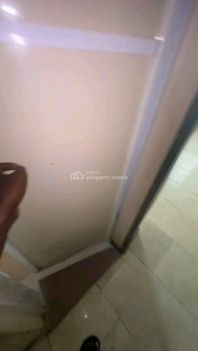 Neatly Used and Standard 2bedroom Flat in a Secured Environment, Fadeyi, Shomolu, Lagos, Flat / Apartment for Rent