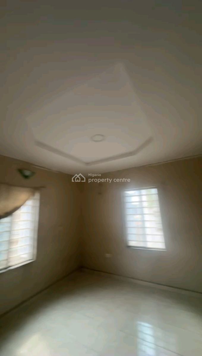 Neatly Used and Standard 2bedroom Flat in a Secured Environment, Fadeyi, Shomolu, Lagos, Flat / Apartment for Rent