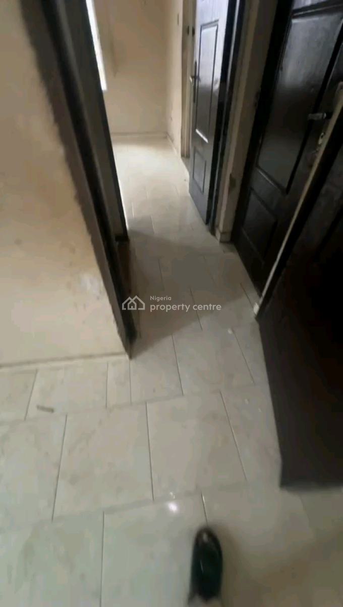 Neatly Used and Standard 2bedroom Flat in a Secured Environment, Fadeyi, Shomolu, Lagos, Flat / Apartment for Rent