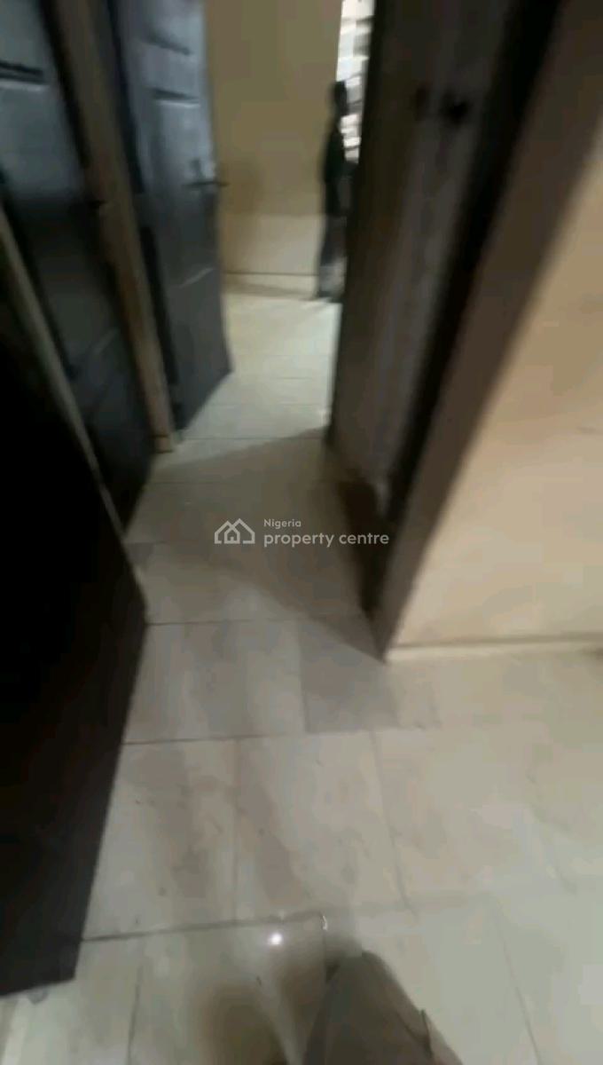 Neatly Used and Standard 2bedroom Flat in a Secured Environment, Fadeyi, Shomolu, Lagos, Flat / Apartment for Rent