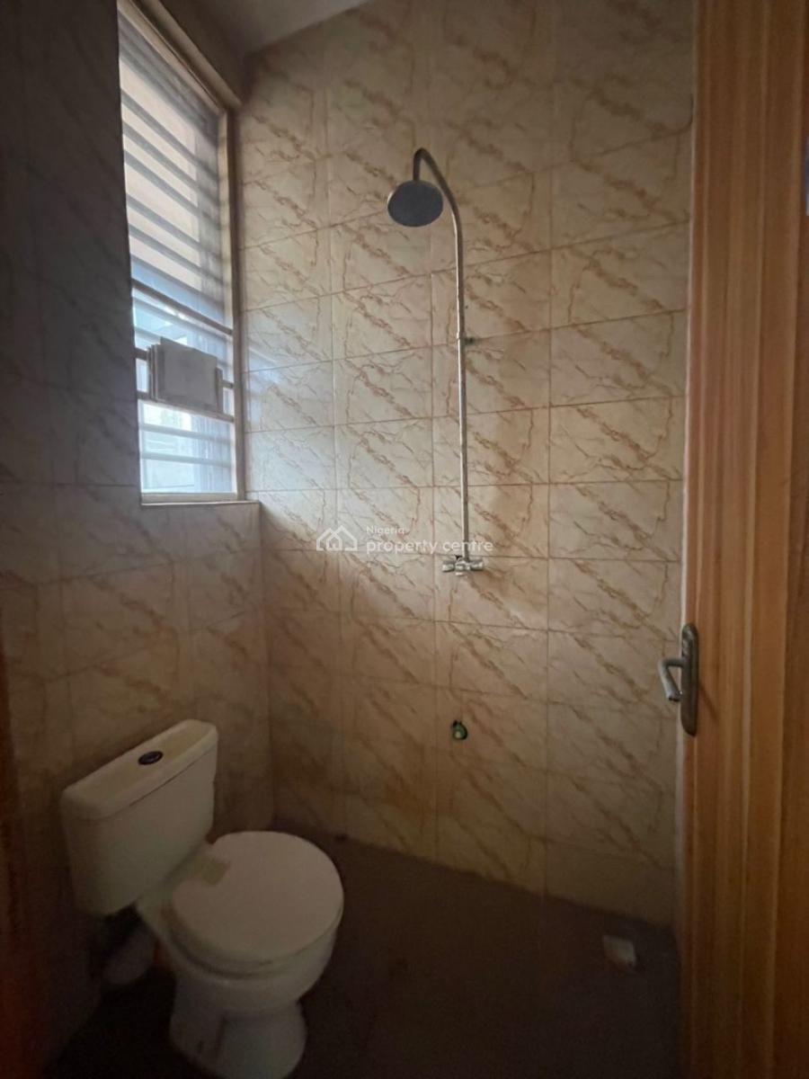 Very Standard Boys Quater, Orchid Road, Lekki Phase 2, Lekki, Lagos, Flat / Apartment for Rent