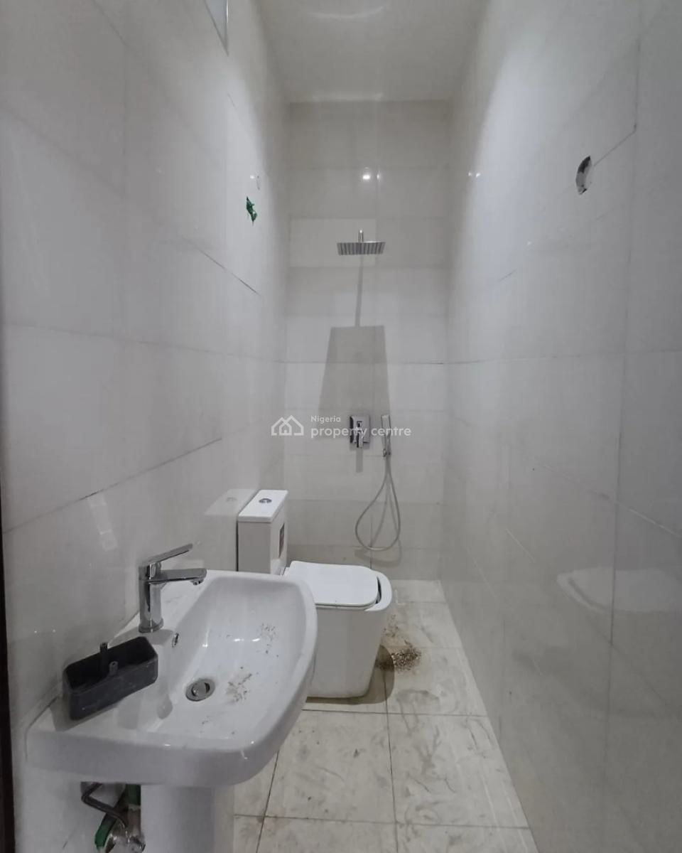 Newly Built and Serviced with 24/7 Power Supply 3 Bedroom En-suite Mai, Ikoyi, Lagos, Flat / Apartment for Rent