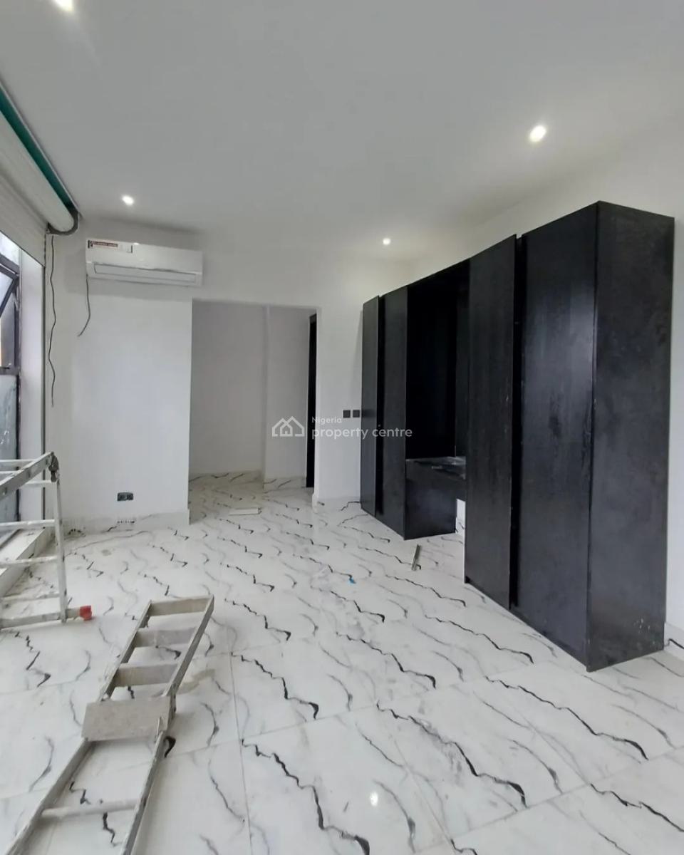Newly Built and Serviced with 24/7 Power Supply 3 Bedroom En-suite Mai, Ikoyi, Lagos, Flat / Apartment for Rent