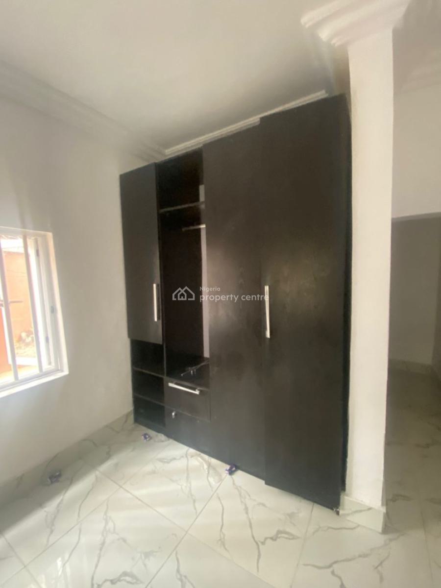 Well-structured 2 Bedroom Apartment, Chevron, Lekki, Lagos, Flat / Apartment for Rent