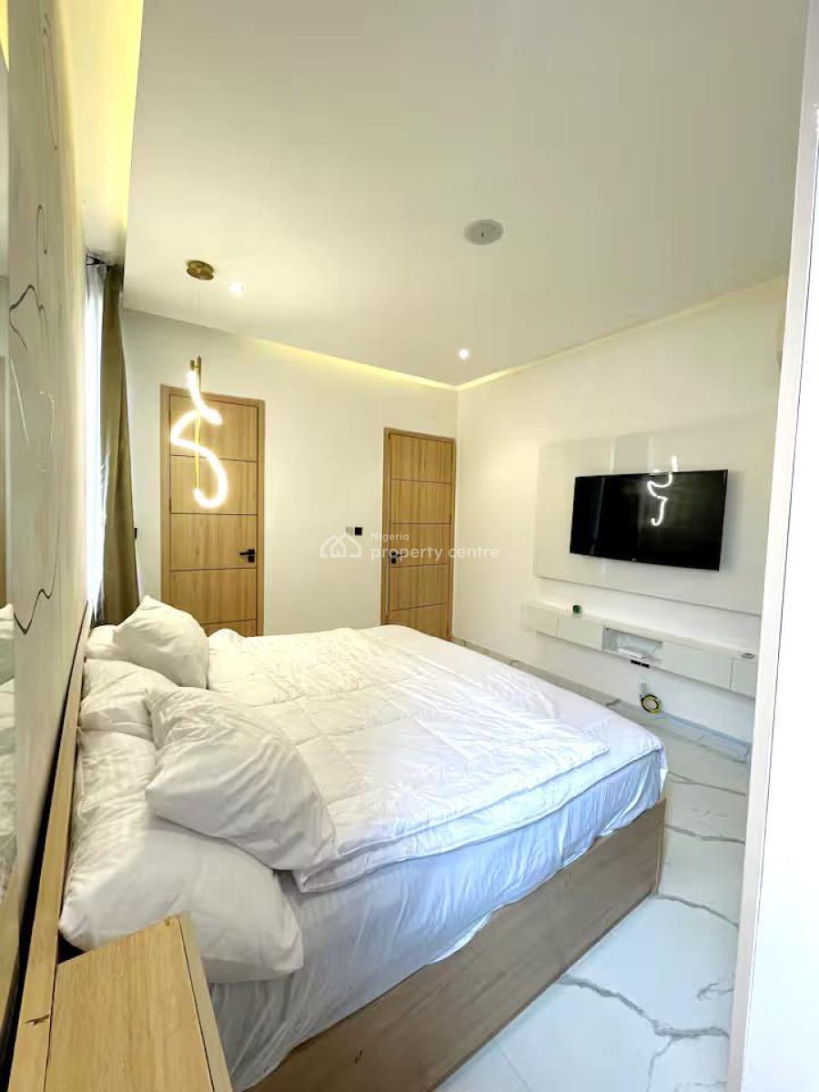 Exquisite 2 Bedroom with Table Tennis, Hunpunu-wusu, Lekki Phase 1, Lekki, Lagos, Flat / Apartment Short Let