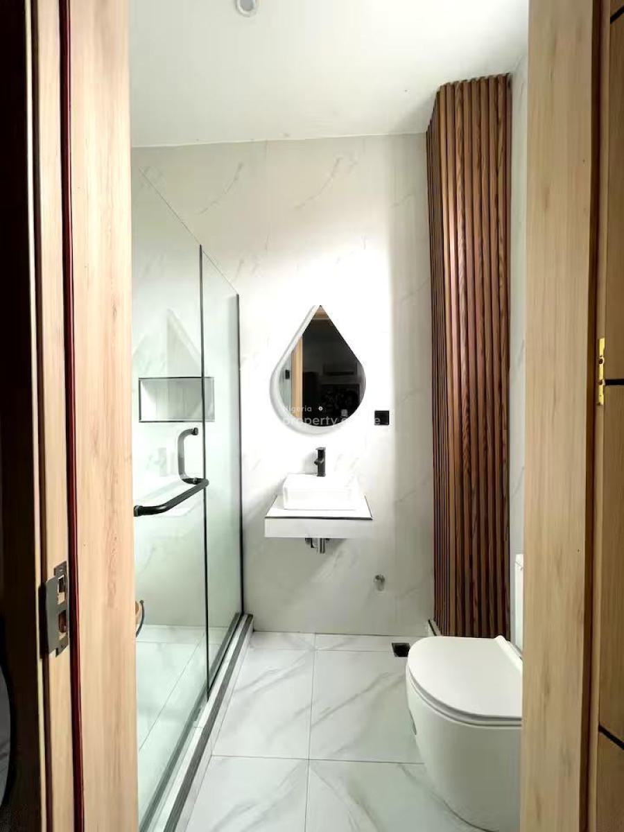 Exquisite 2 Bedroom with Table Tennis, Hunpunu-wusu, Lekki Phase 1, Lekki, Lagos, Flat / Apartment Short Let