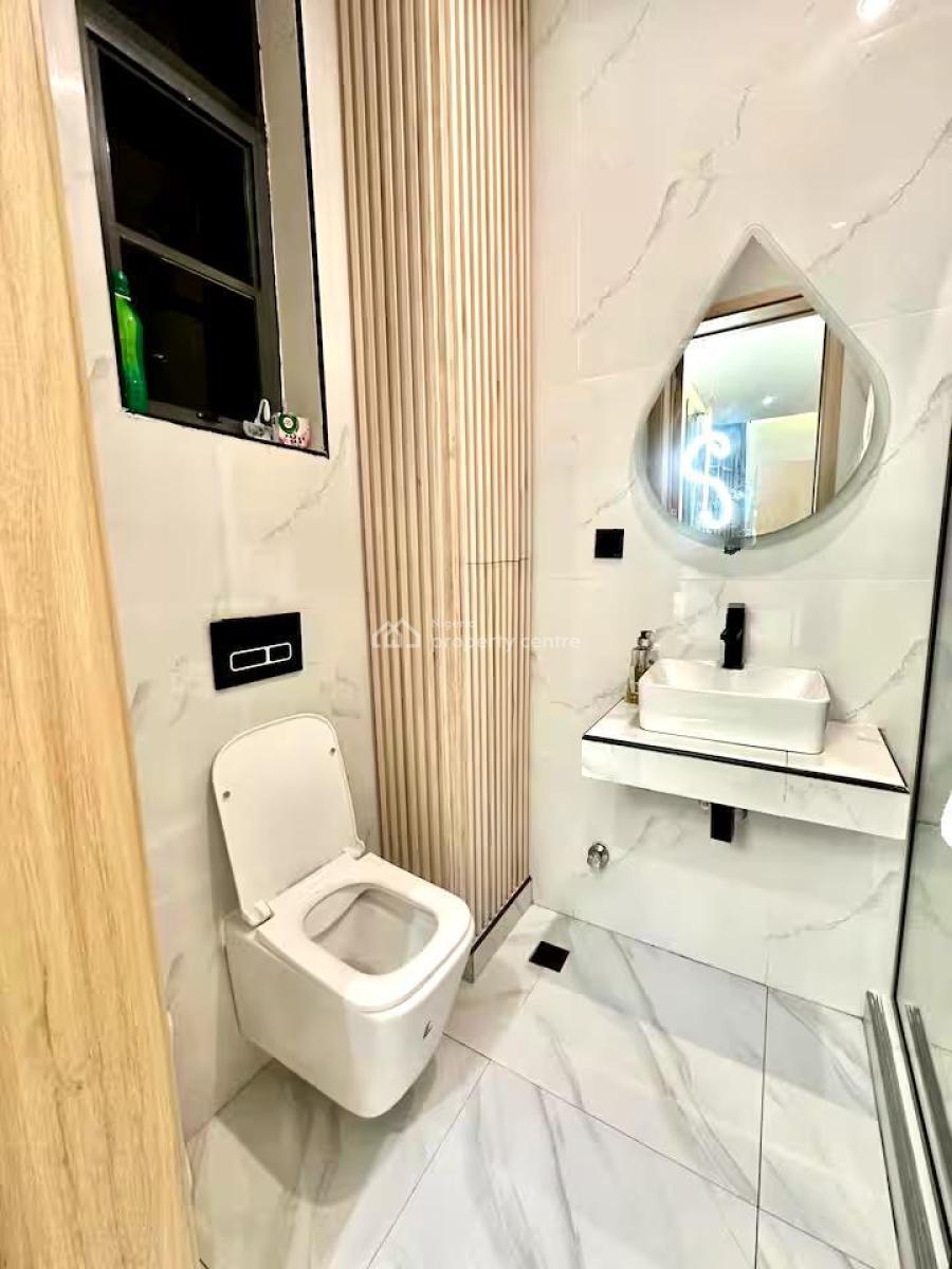 Exquisite 2 Bedroom with Table Tennis, Hunpunu-wusu, Lekki Phase 1, Lekki, Lagos, Flat / Apartment Short Let