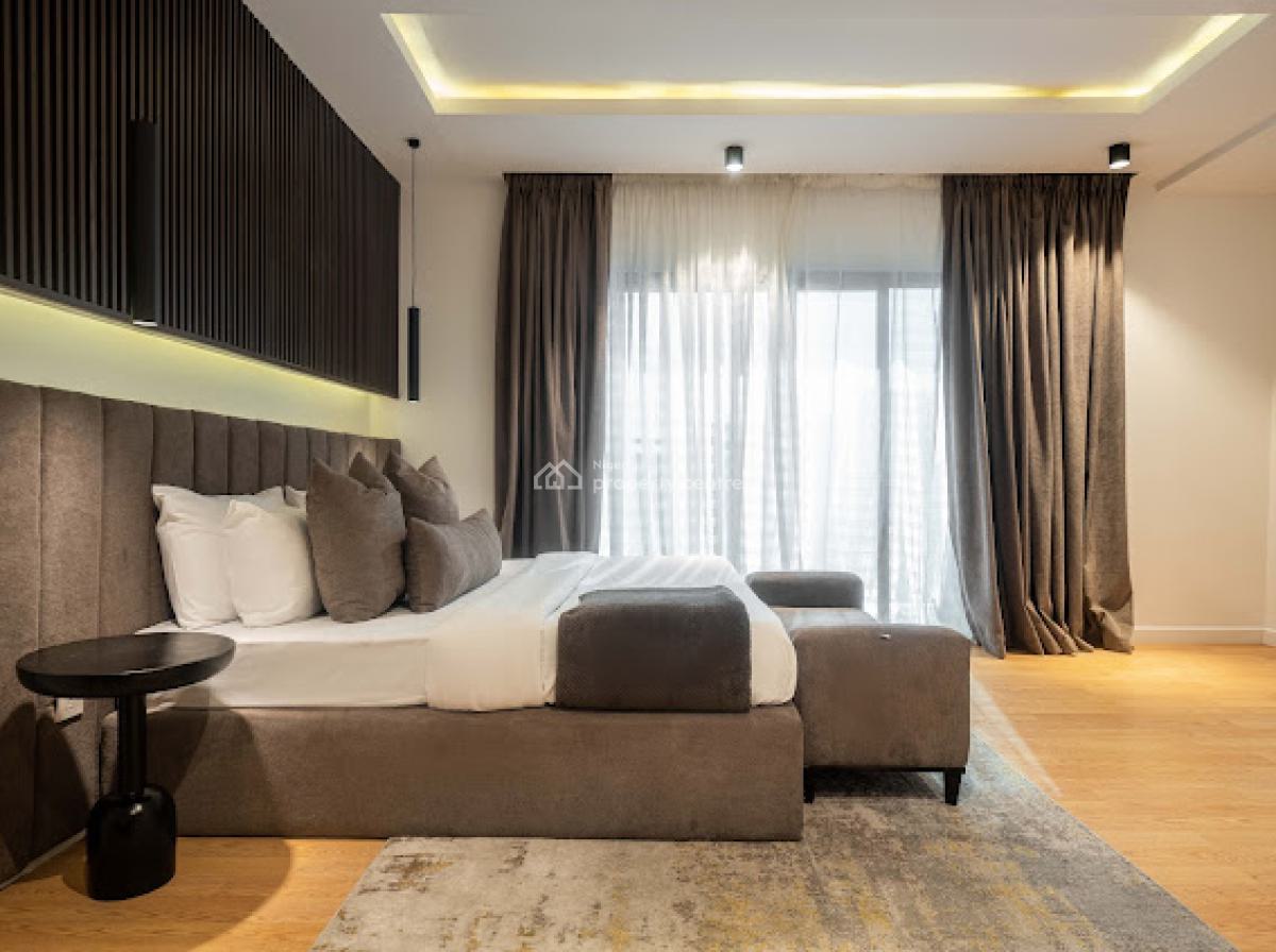 2 Bedroom Apartment, Chief Collins, Lekki Phase 1, Lekki, Lagos, Flat / Apartment Short Let