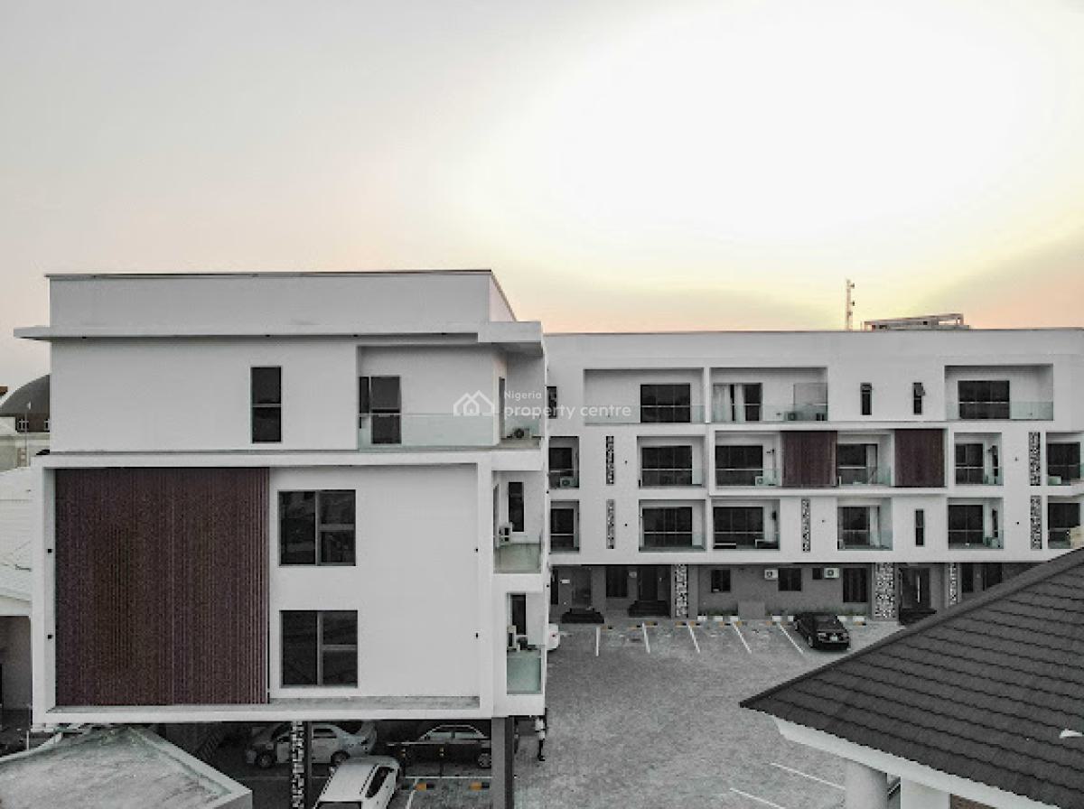 2 Bedroom Apartment, Chief Collins, Lekki Phase 1, Lekki, Lagos, Flat / Apartment Short Let